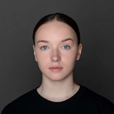 Алина Леонова